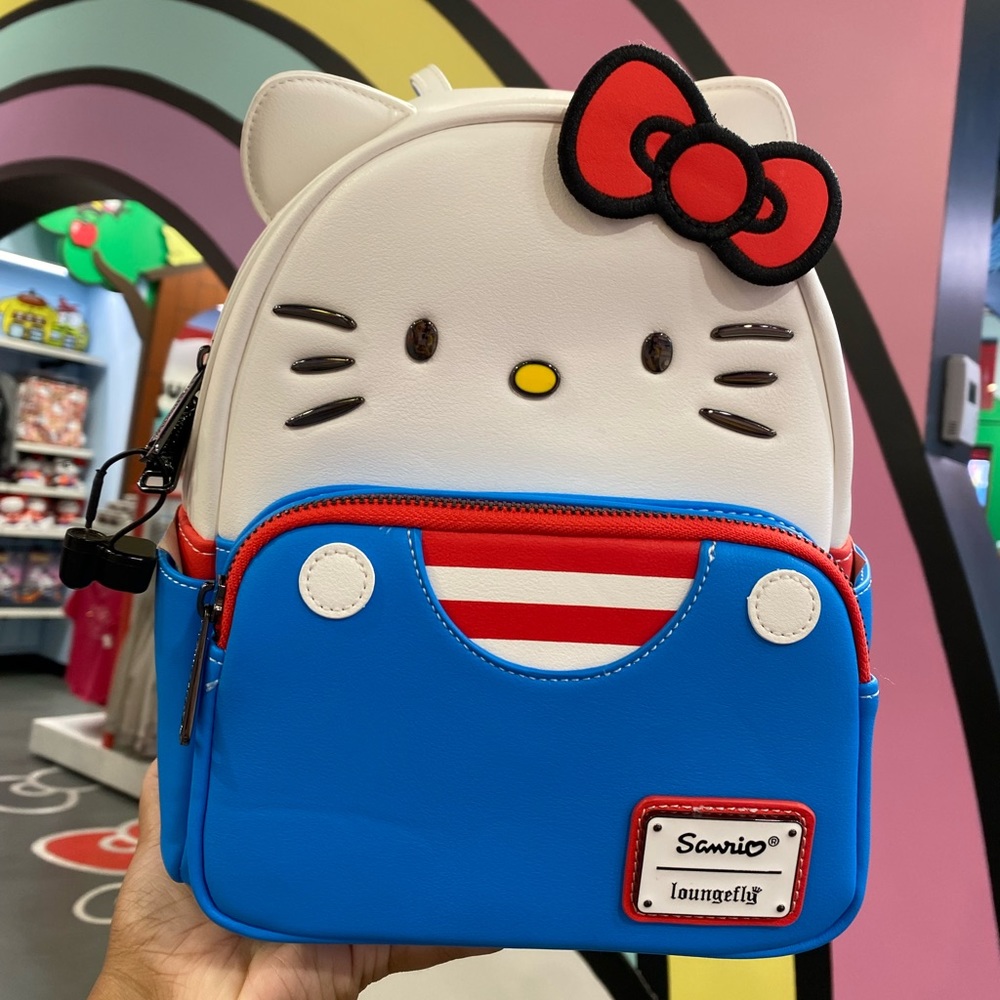 Universal Parks 2022 exclusive sanrio Hello Kitty loungefly